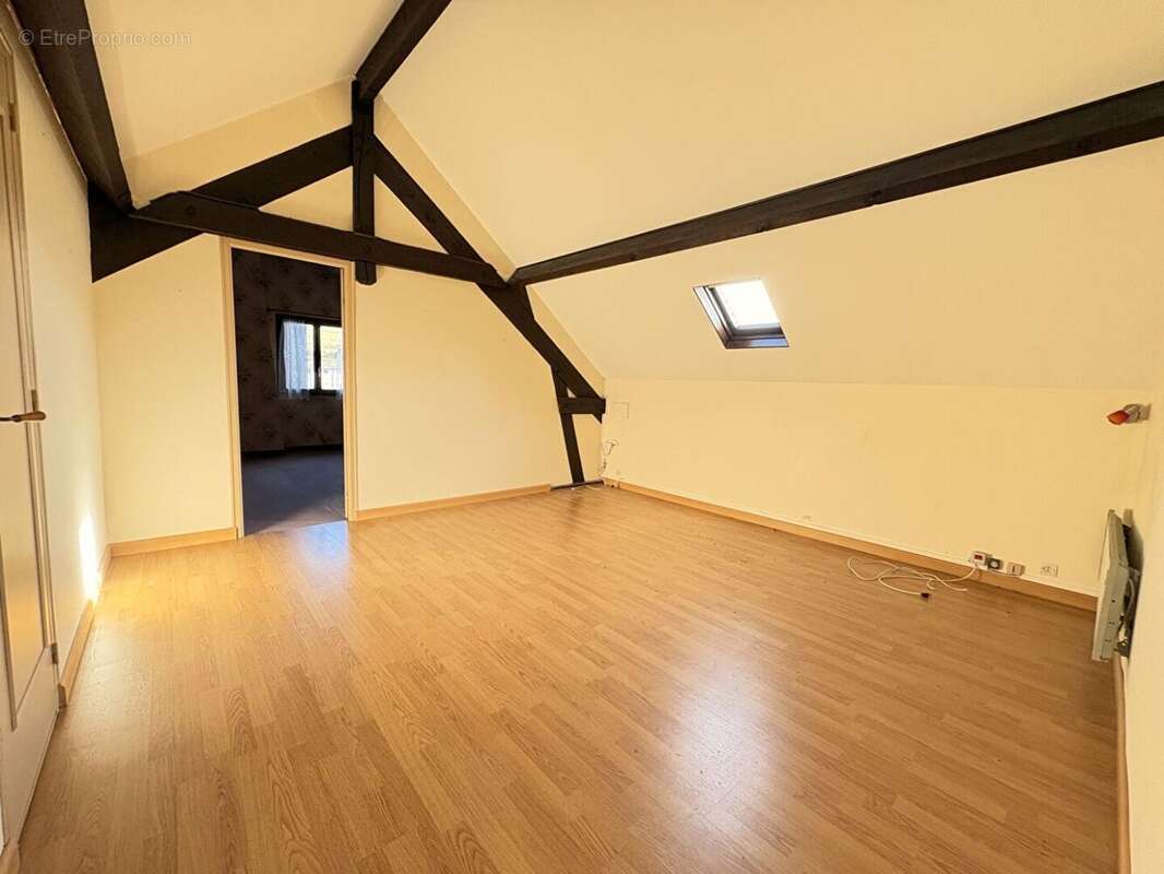 59973927e.jpg - Maison à MERU
