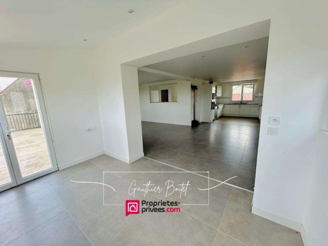 Maison à COULOMMIERS