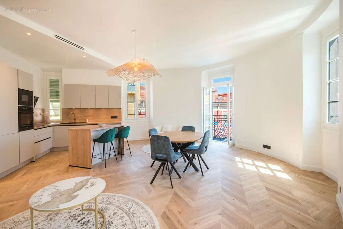 Appartement à NICE