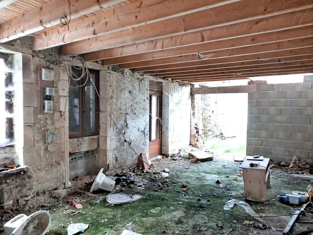 Maison à MONTEMBOEUF