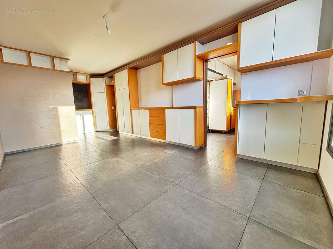 Appartement à LYON-8E