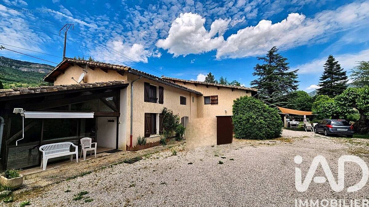 Photo 1 - Maison à VERCHENY