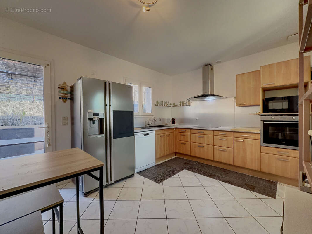 Maison à SIX-FOURS-LES-PLAGES