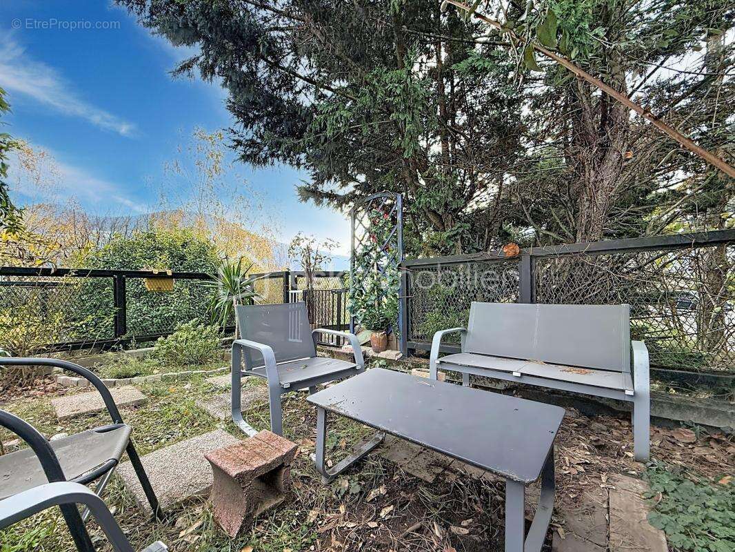 Maison à SAINT-MARTIN-D&#039;HERES