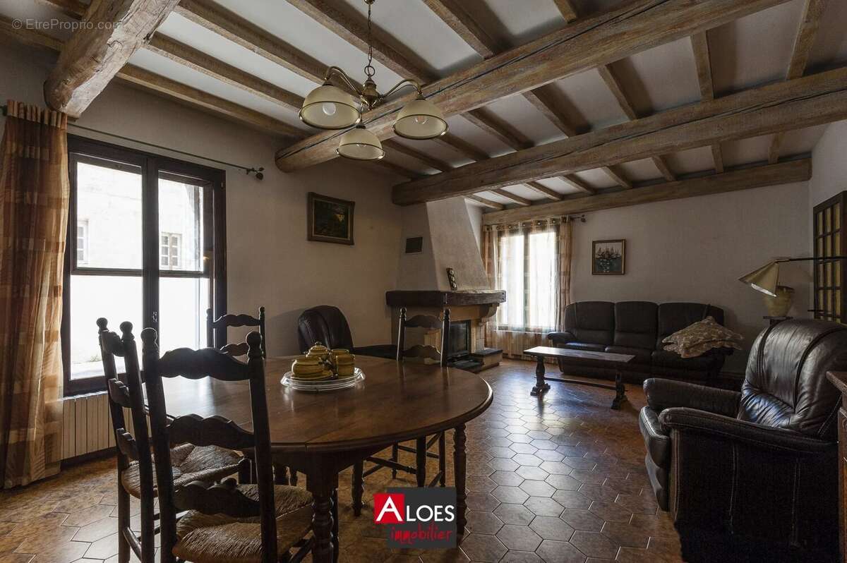 Maison à AIGUES-MORTES