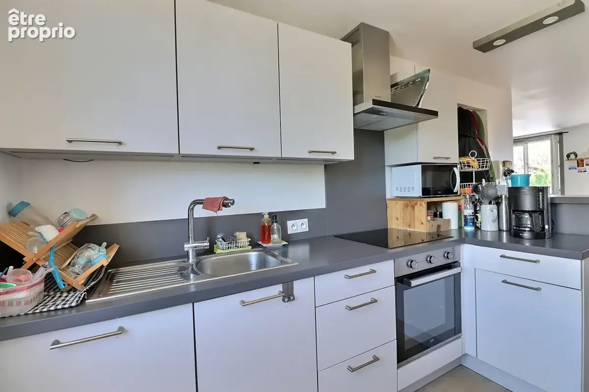 CHAMBÉRY  T3 61 m² au dernier étage - photo 2