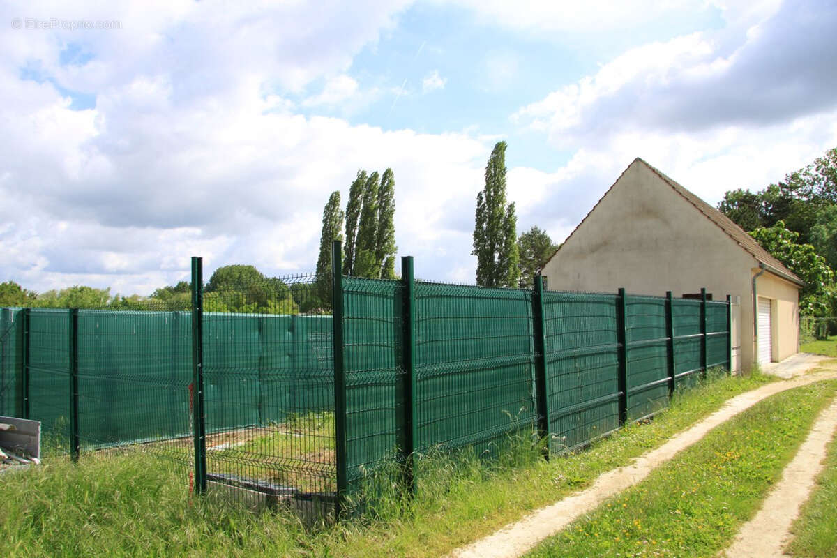 Commerce à PONTPOINT