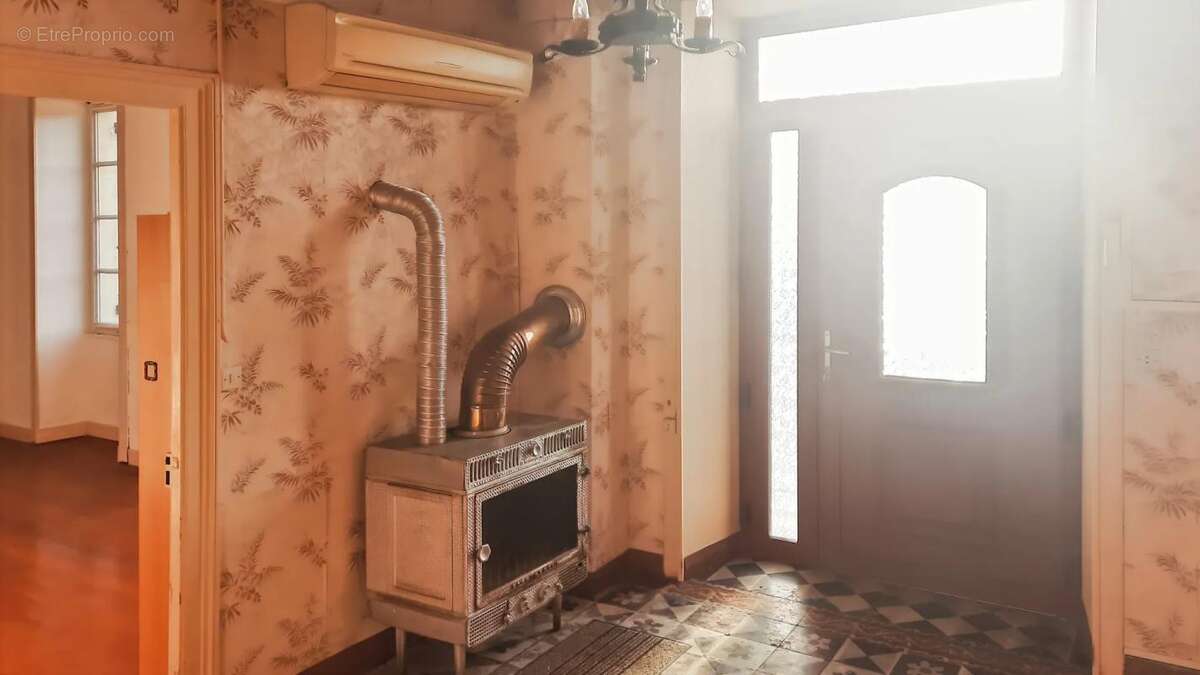 Maison à SAINT-FORT-SUR-GIRONDE