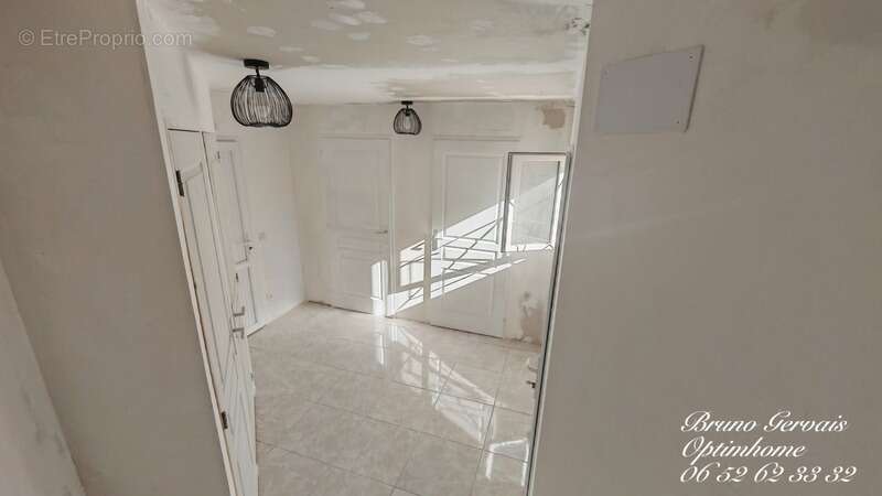 Maison à COURNONSEC