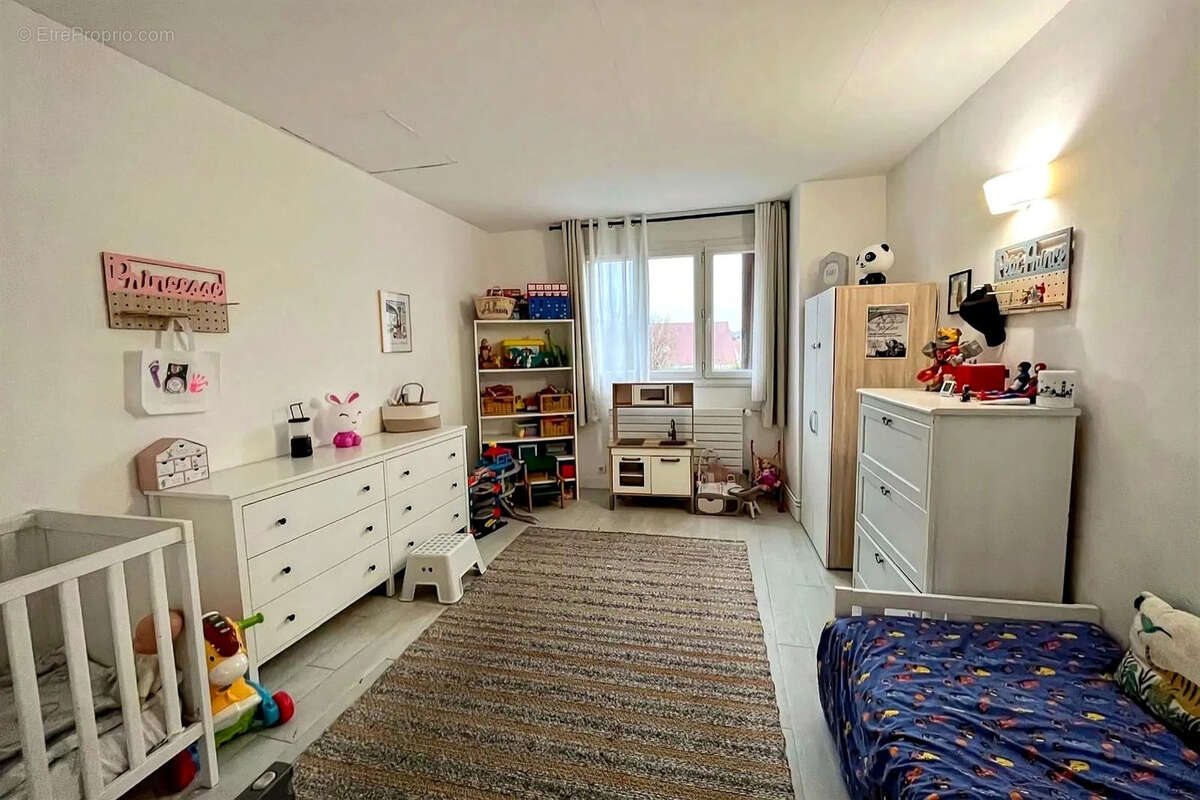 Maison à DAMMARTIN-SUR-TIGEAUX