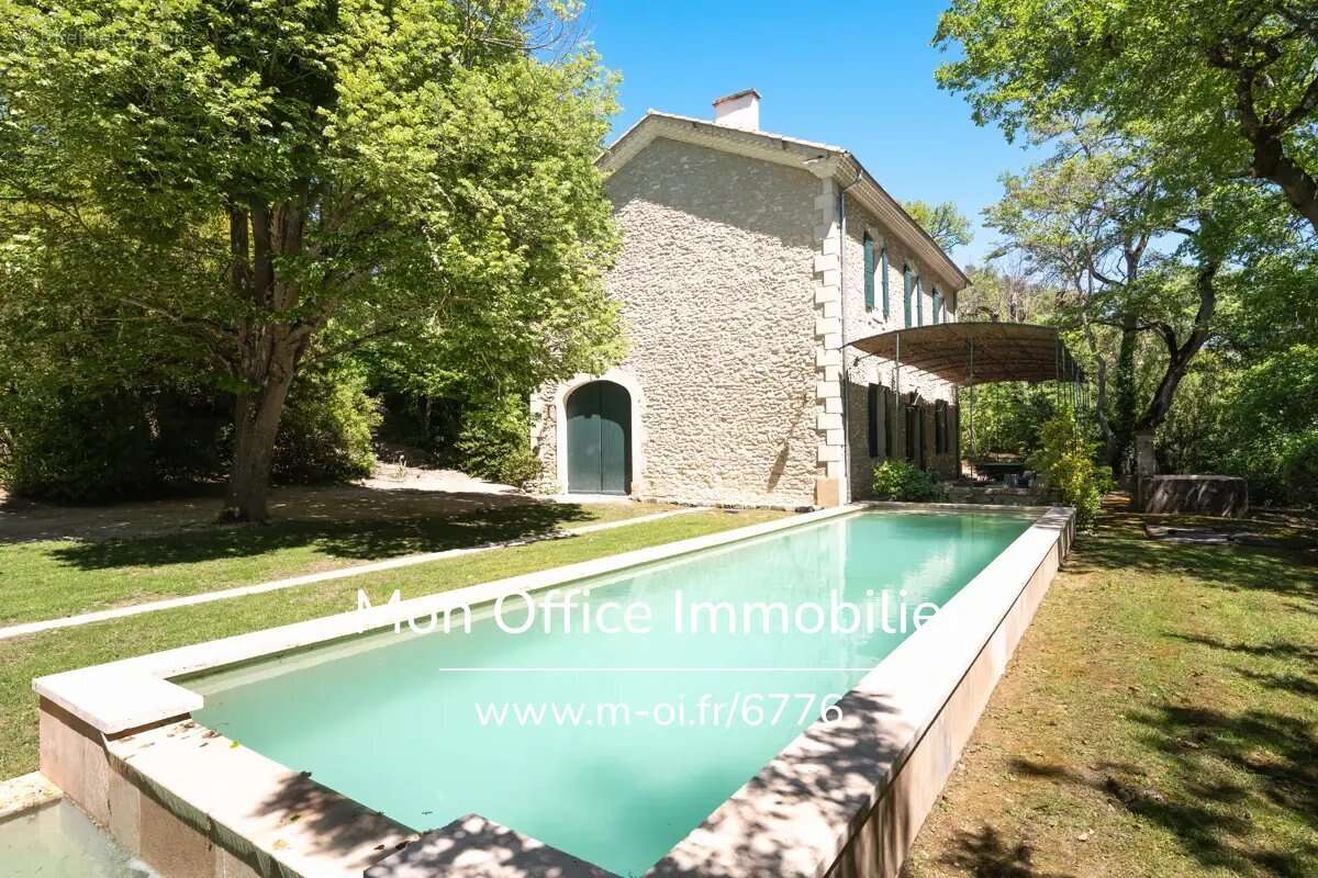 Maison à BONNIEUX