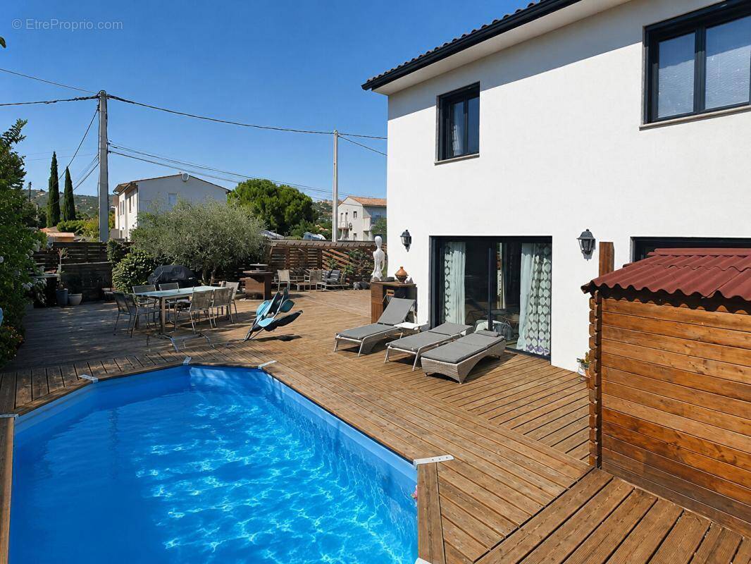 Maison à CALLIAN