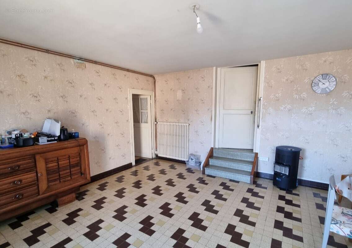 Maison à CHASSIGNOLLES