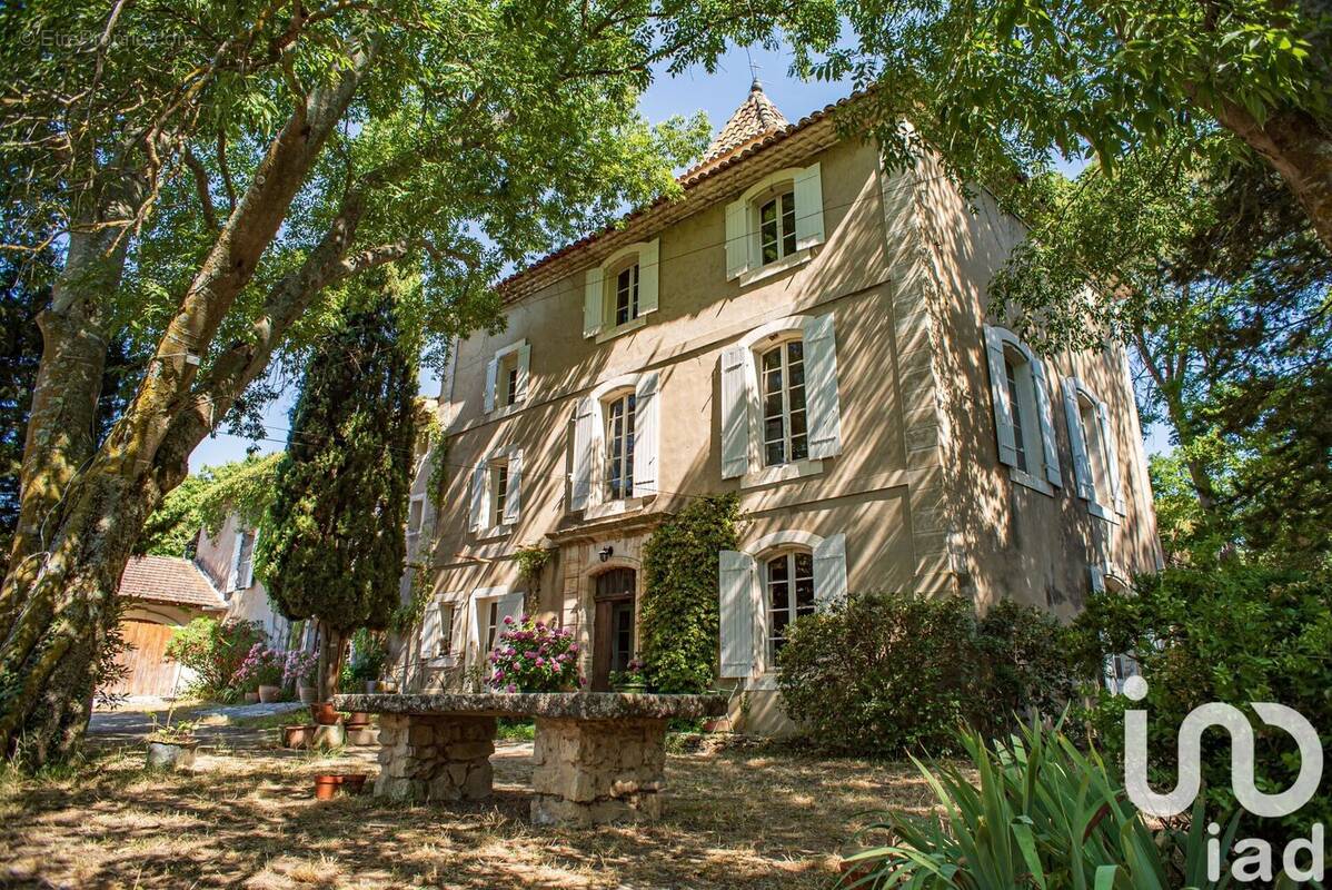 Photo 1 - Maison à L&#039;ISLE-SUR-LA-SORGUE