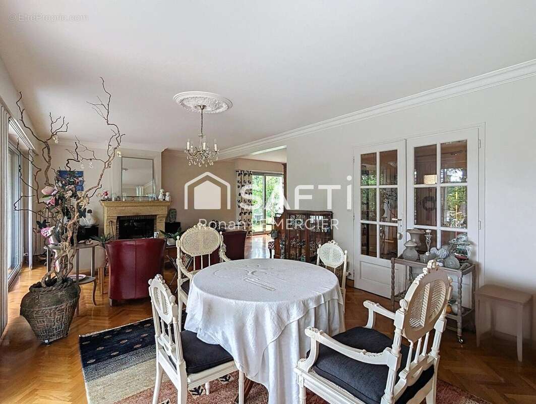 Photo 4 - Maison à SAINT-AVE