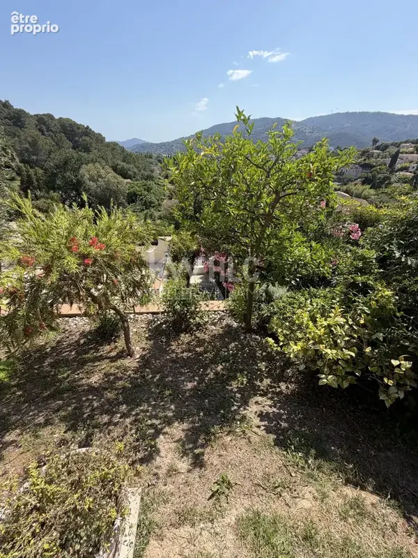 Maison 5 pièces 115 m² à vendre à La Roquette-Sur-Siagne (06550) - photo 8