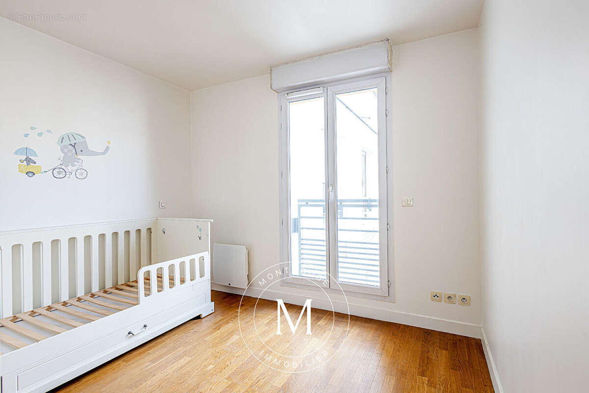 Appartement à MONTROUGE