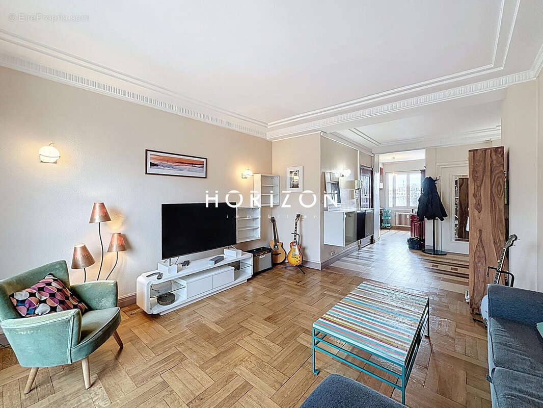 Appartement à LYON-8E
