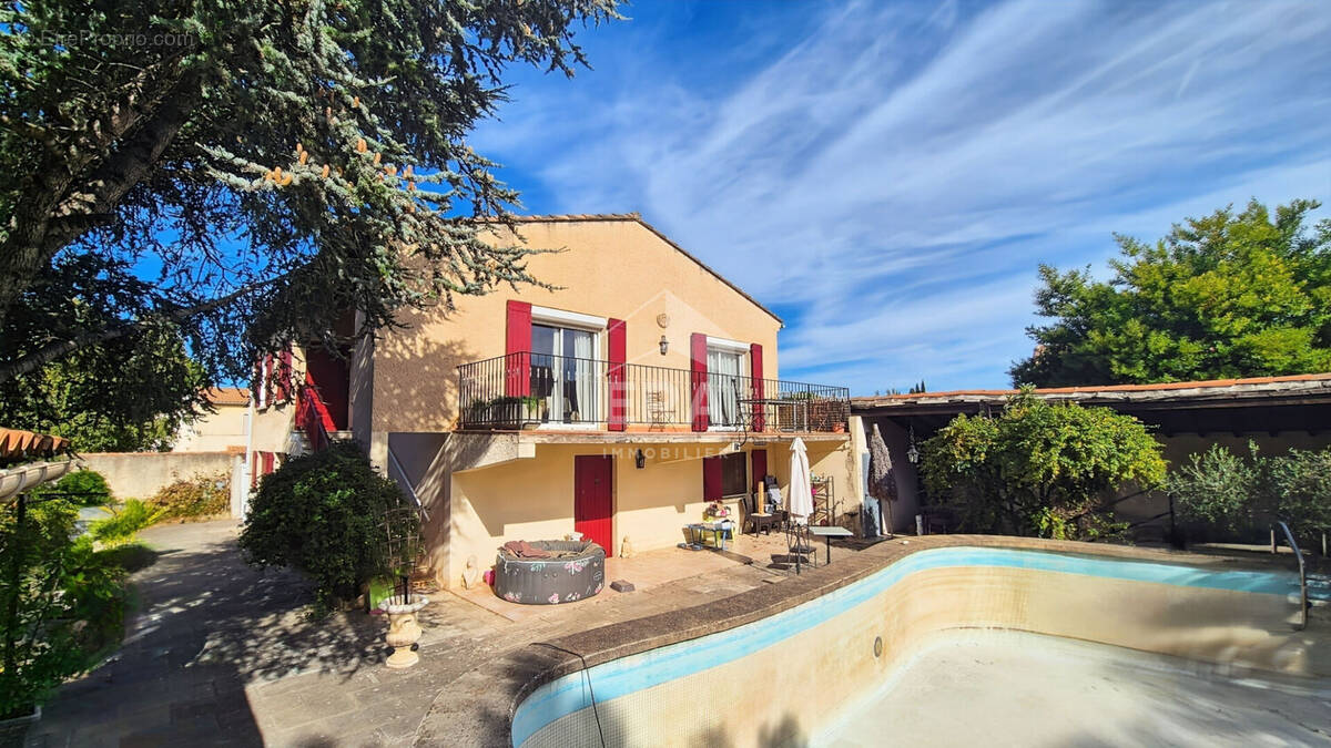 Maison à BARBENTANE