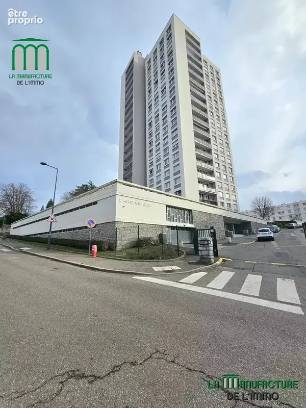 Garage privatif / Saint-Etienne parc de l'Europe / Marcel Sembat - photo 5