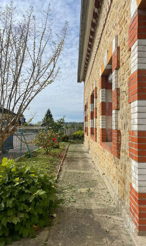 Maison à MORTAGNE-AU-PERCHE