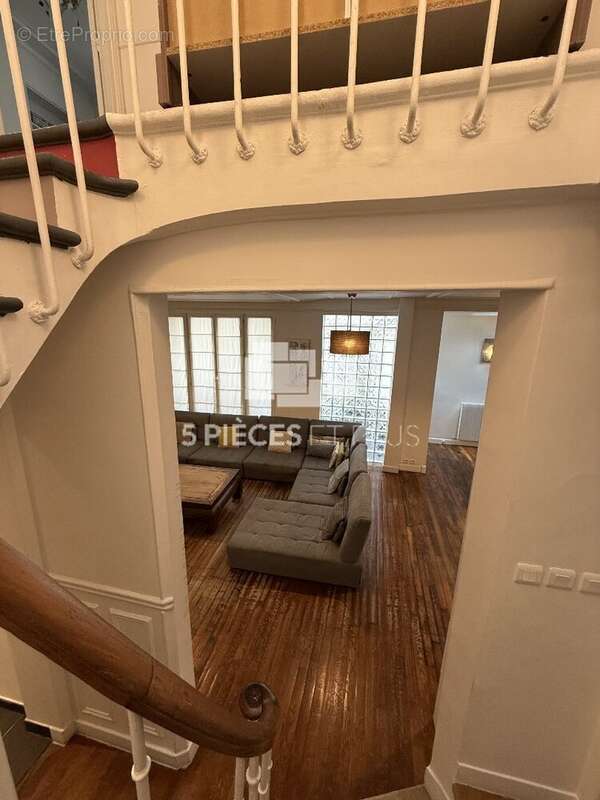 Maison à LEVALLOIS-PERRET