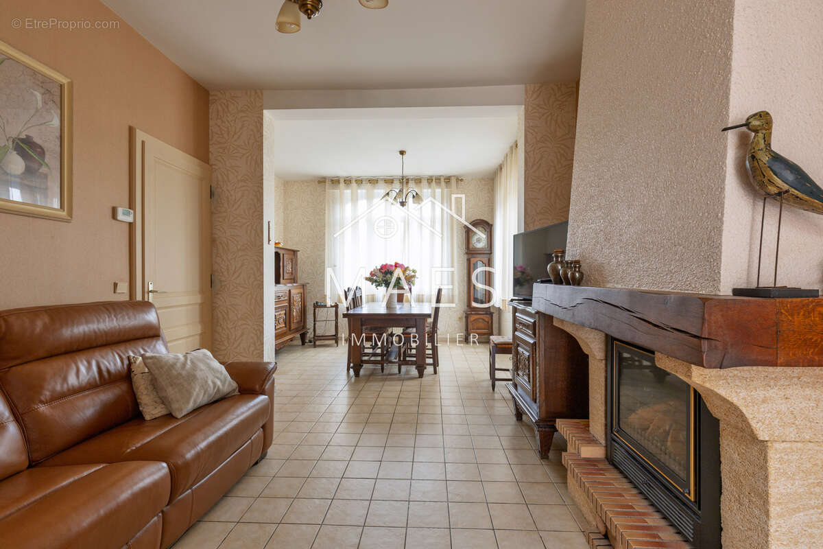 Maison à WAMBRECHIES