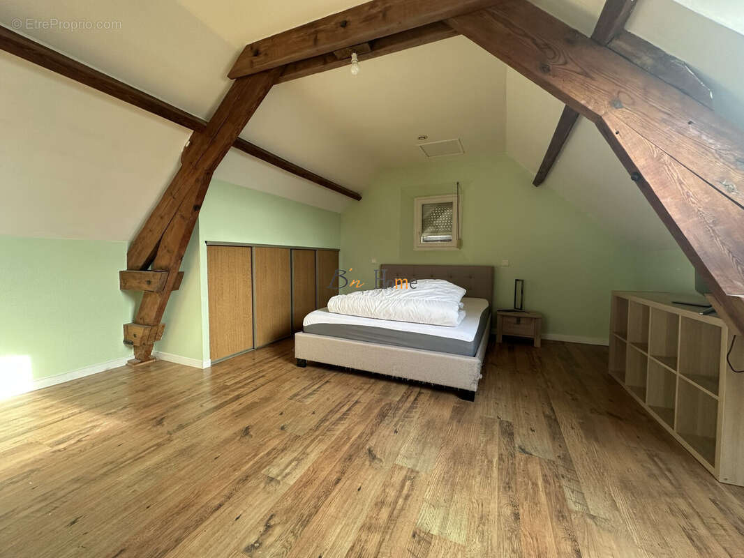 Maison à OISY-LE-VERGER