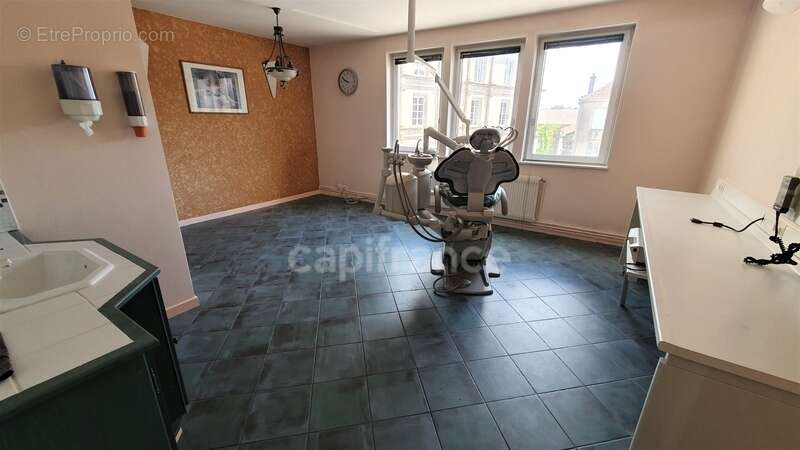 Appartement à vendre 3 pièces de 86m² LUXEUIL LES BAINS (70) - photo 2
