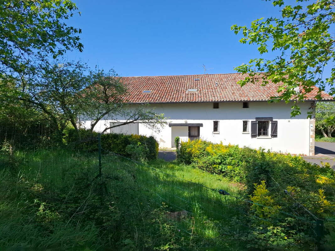 Appartement à URRUGNE