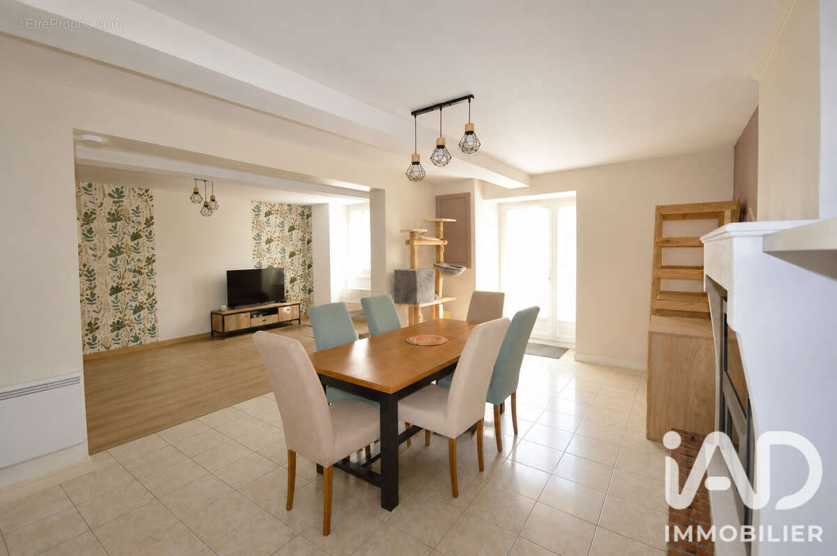 Maison 116 m² à Pisany  - photo 3