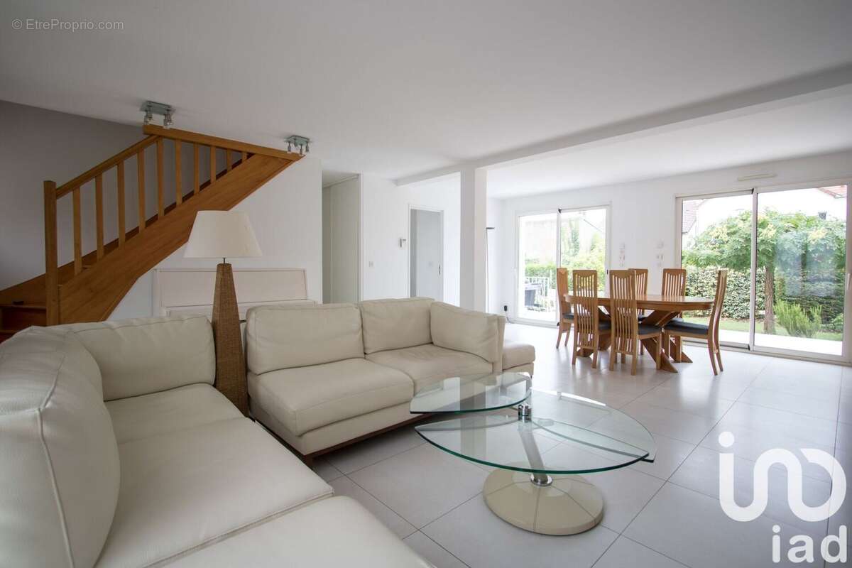 Photo 4 - Maison à JOUY-EN-JOSAS