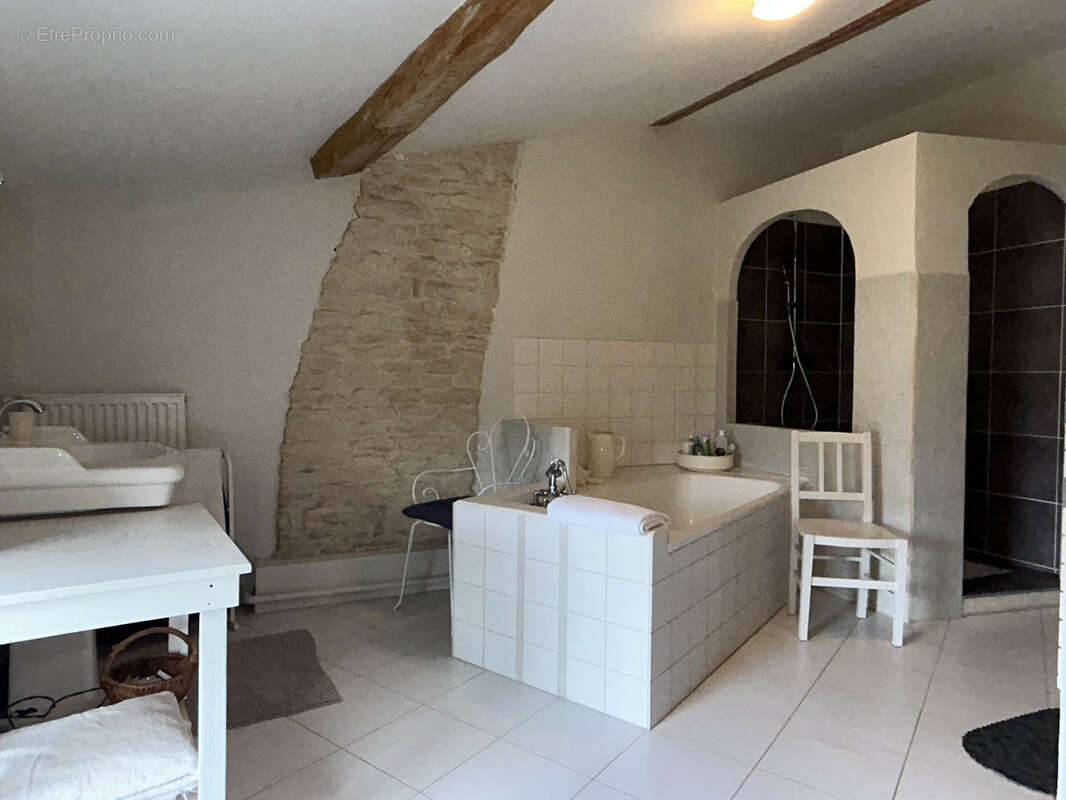 Maison à CRAMCHABAN