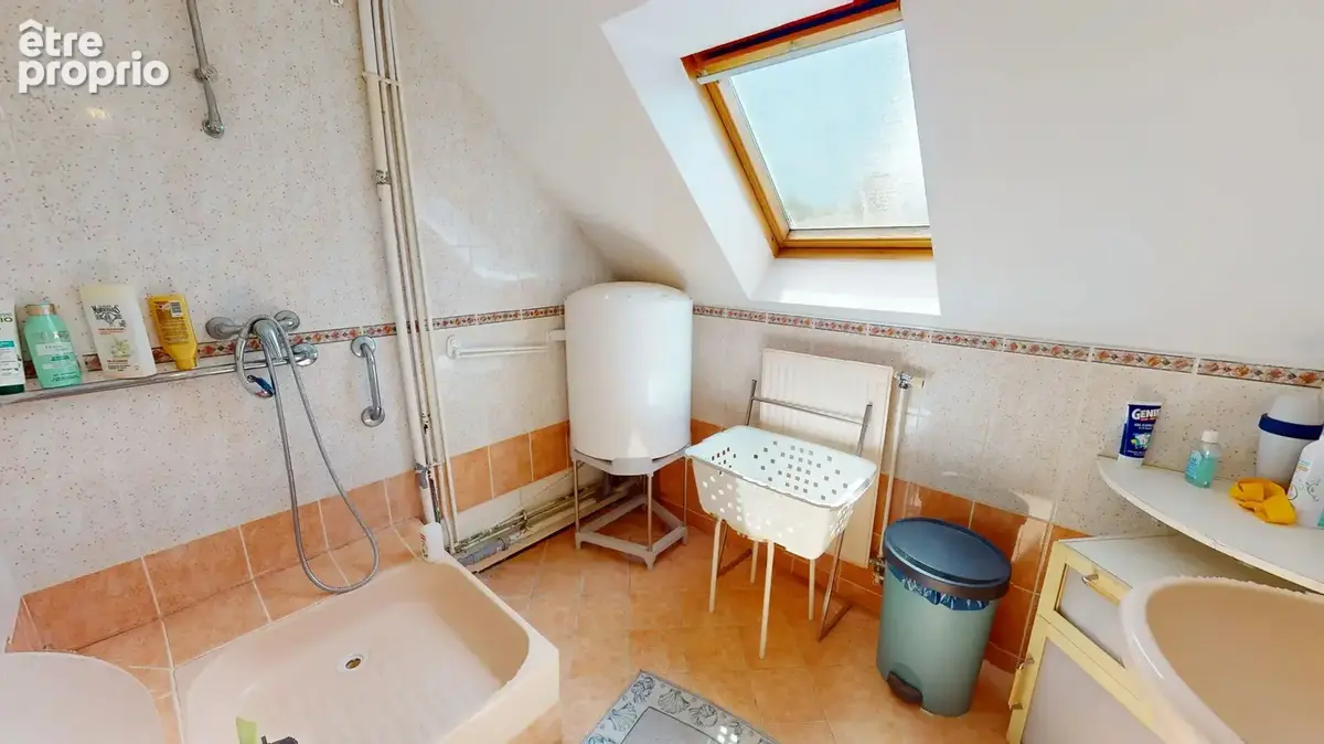 Maison avec piscine au coeur de Fontenay le Vicomte - photo 8