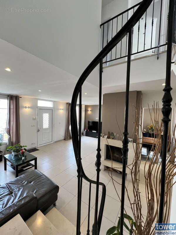 Maison à DRANCY