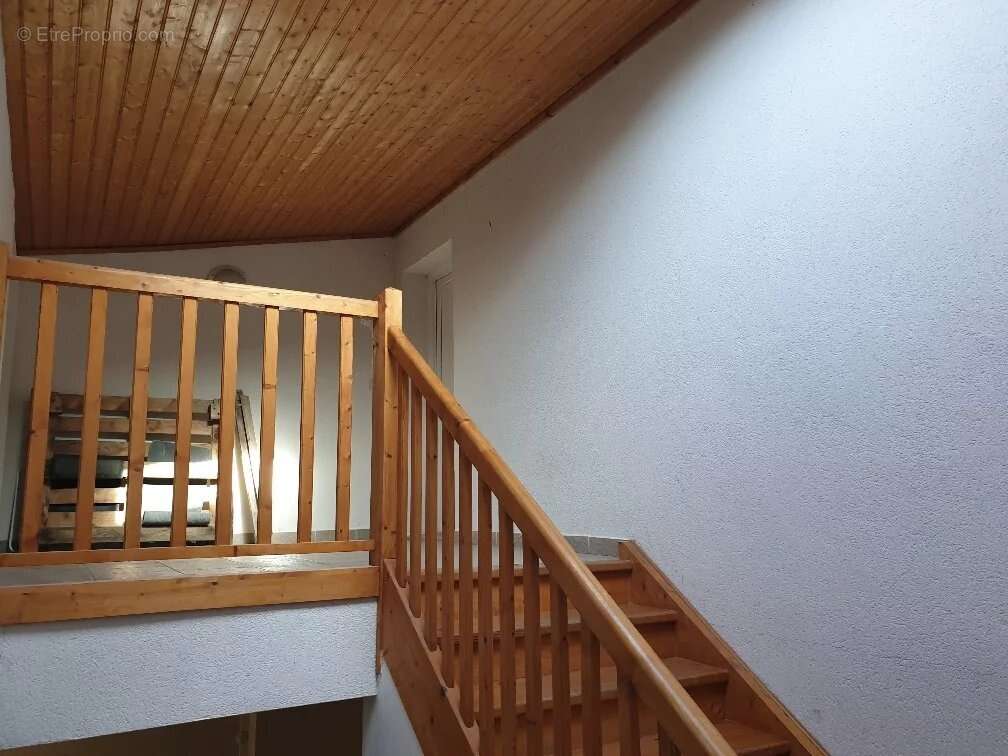 Appartement à MONTAIGU-DE-QUERCY