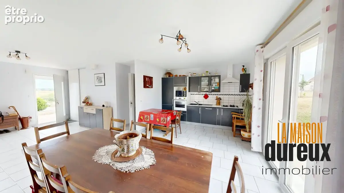 Maison 95 m² à Velesmes-Echevanne  - photo 4
