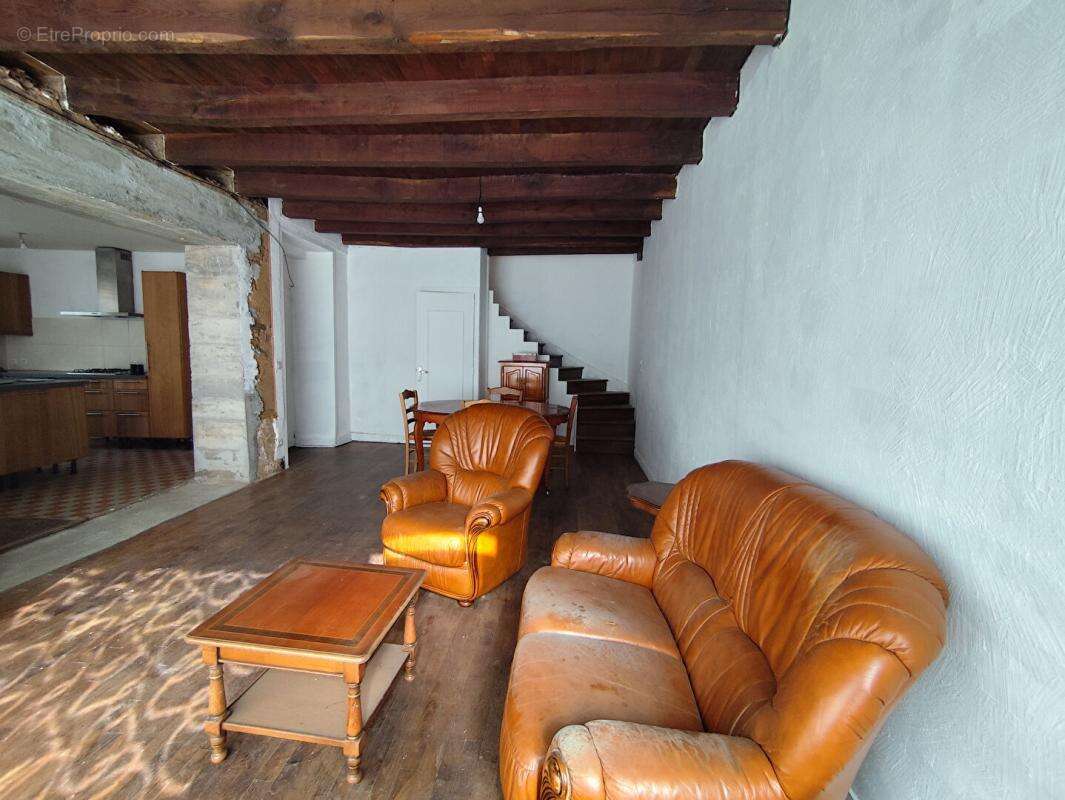Maison 3 Chambres 107 m2 et dépendances - photo 3