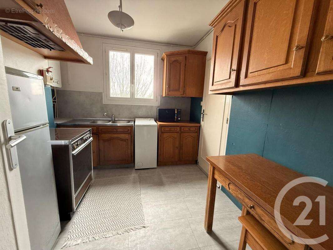Appartement à FONTENAY-SOUS-BOIS