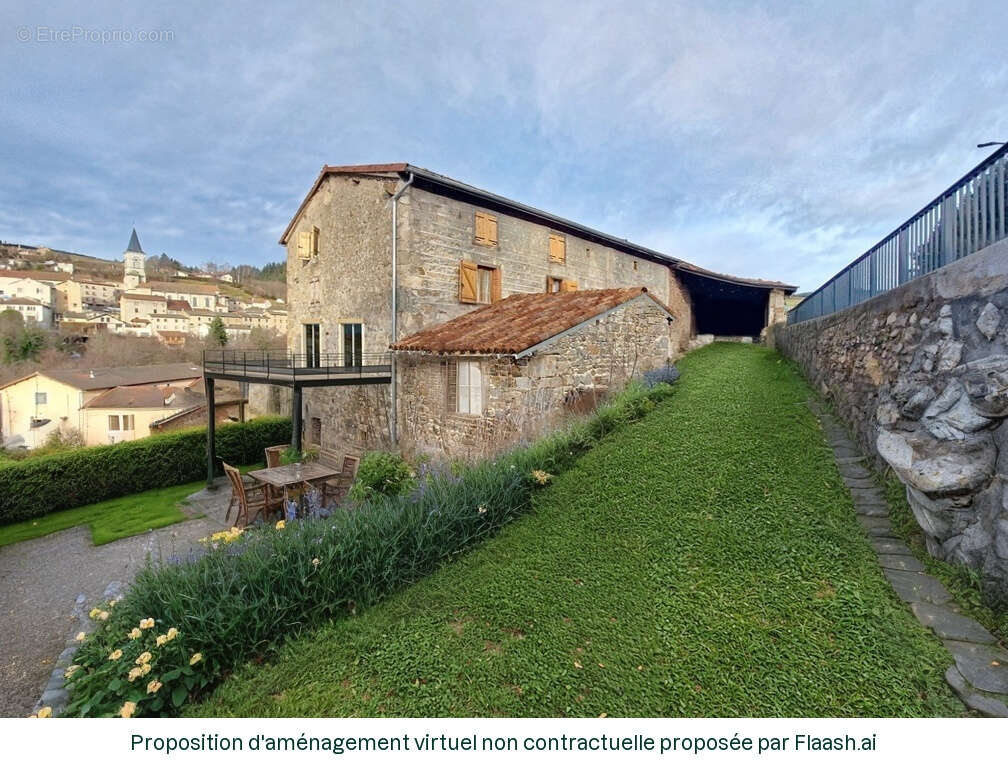 Maison à CHALMAZEL