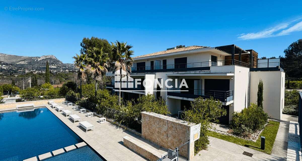 Appartement à VENCE