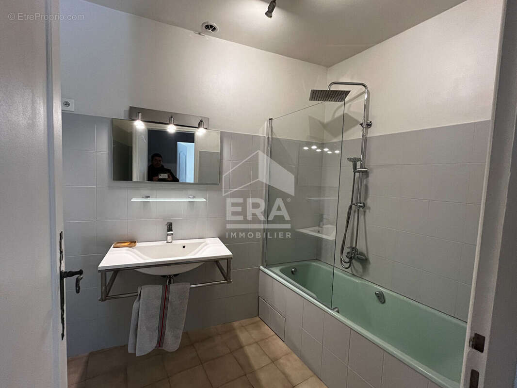 Appartement à L'ISLE-SUR-LA-SORGUE