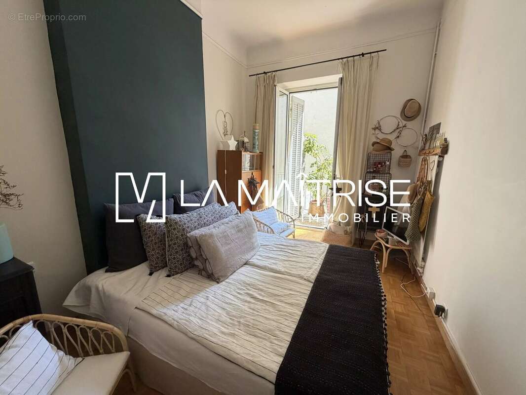 Appartement 70 m² à Marseille-6e  - photo 6