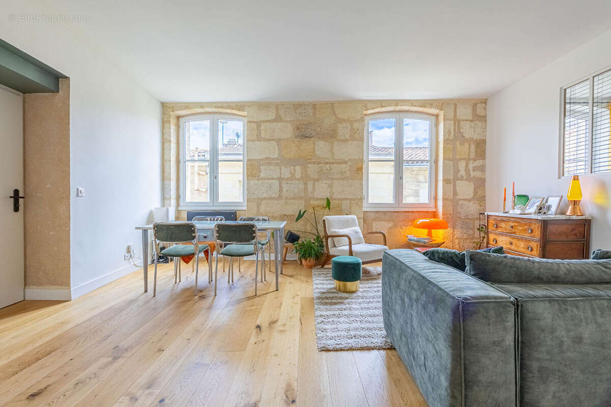 Appartement à BORDEAUX