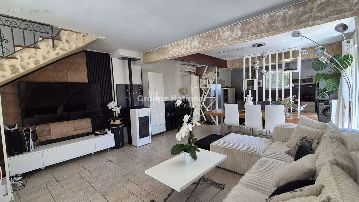 Couthezon - mas 145 m² avec jardin + piscine - photo 11