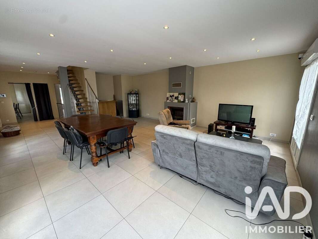 Photo 6 - Maison à BESSANCOURT