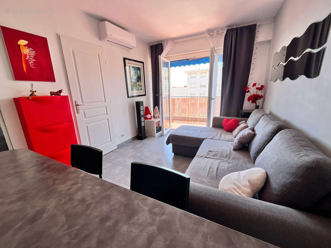 Appartement à CAGNES-SUR-MER