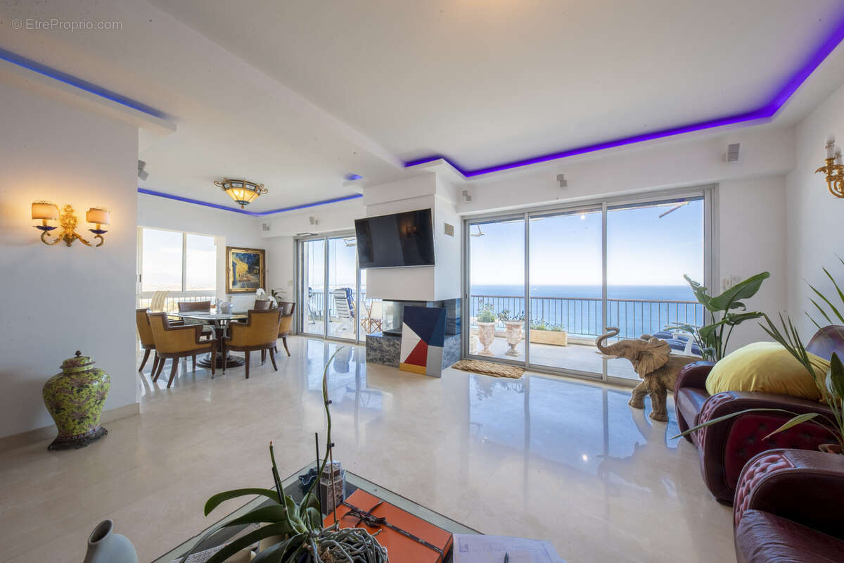 Beau duplex vue mer à cannes  3 254 400 € - photo 11