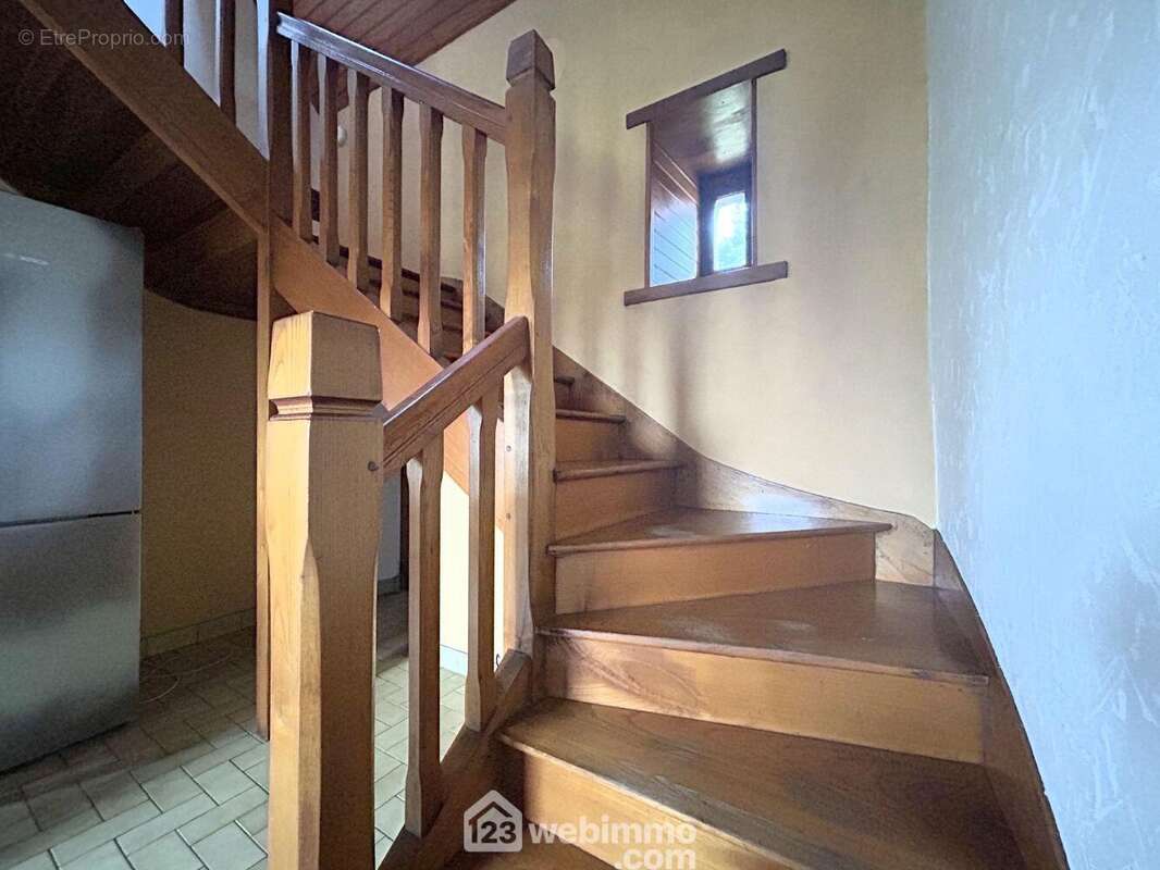 Maison 108 m² à Plouzelambre  - photo 18