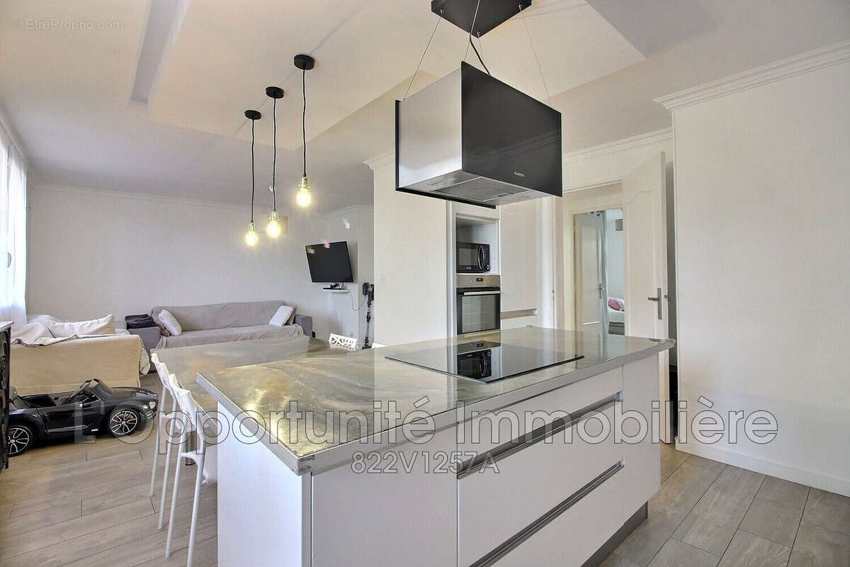 Appartement 72 m² à Cannes  - photo 2